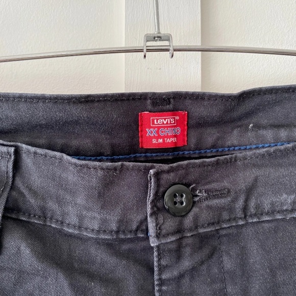 Levis Red Tab XX Chino Slim Taper Leg Black W36 L29 - Picture 2 of 11
